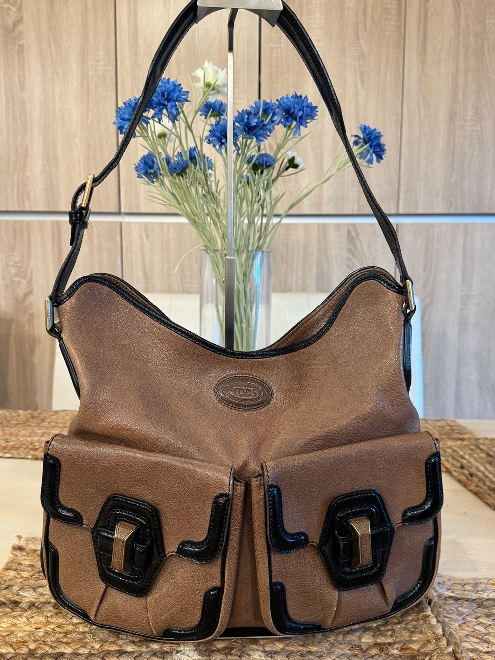 Tod's Brown Leather Hobo Shoulder Bag Black Patent Trim Made In Italy